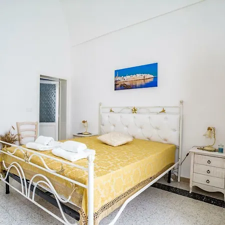 Wepuglia - Domus Neptuni * Monopoli